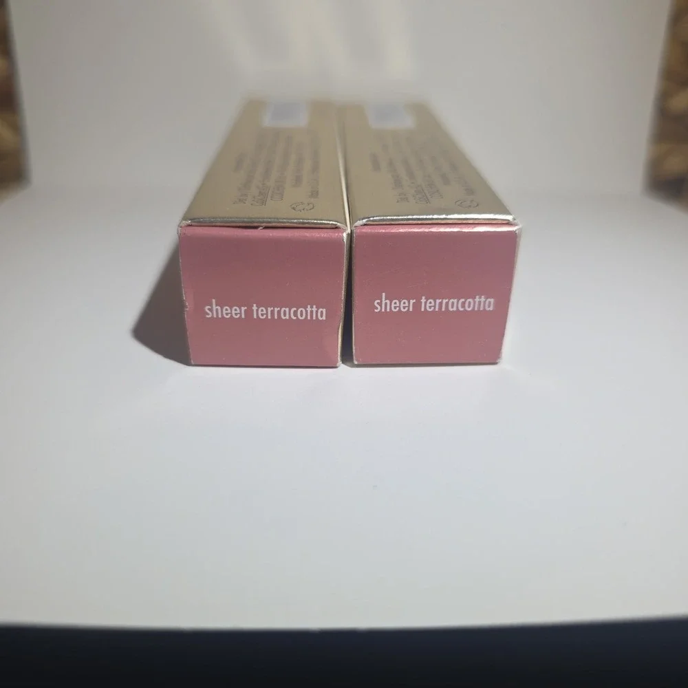 STILA‎ Suede Shade Liquid Eye Shadow  Sheer Terracotta Full Size NIB Set Of 2